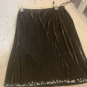 Boho velvet J.Jill skirt with decorative button across hem